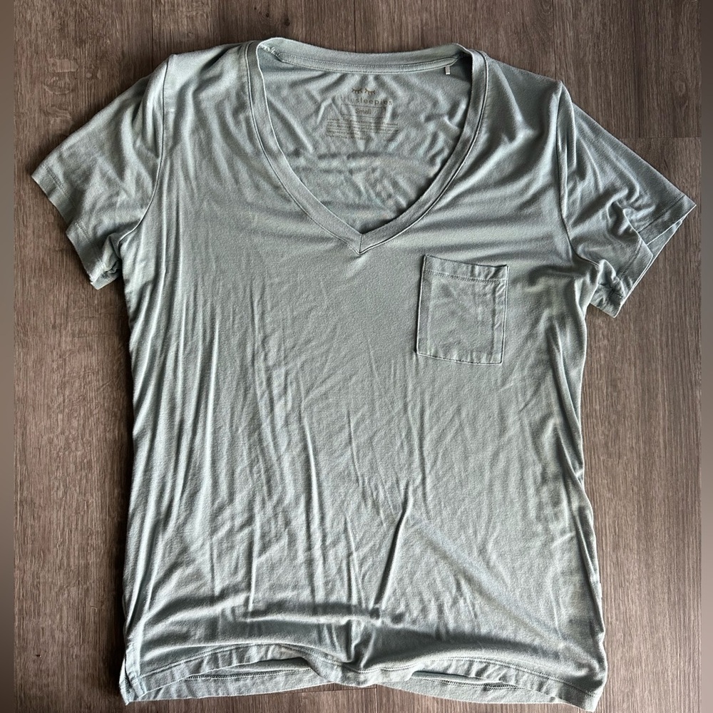 Little sleepies woman’s short sleeve tee size small